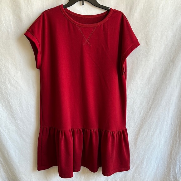 Dresses & Skirts - Dark red ruffle bottom T-shirt dress, size XL